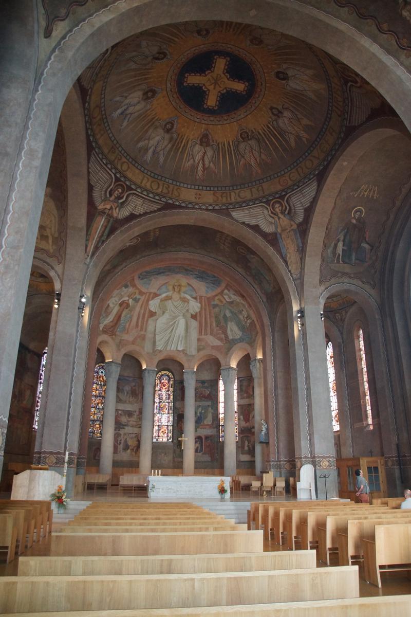 Cathédrale Sainte-Geneviève-et-Saint-Maurice 