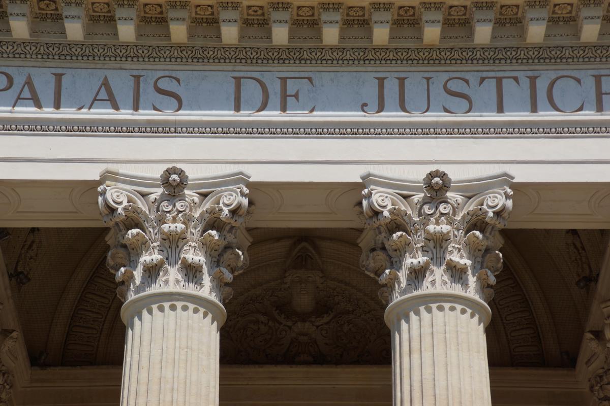 Palais de justice de Nimes 