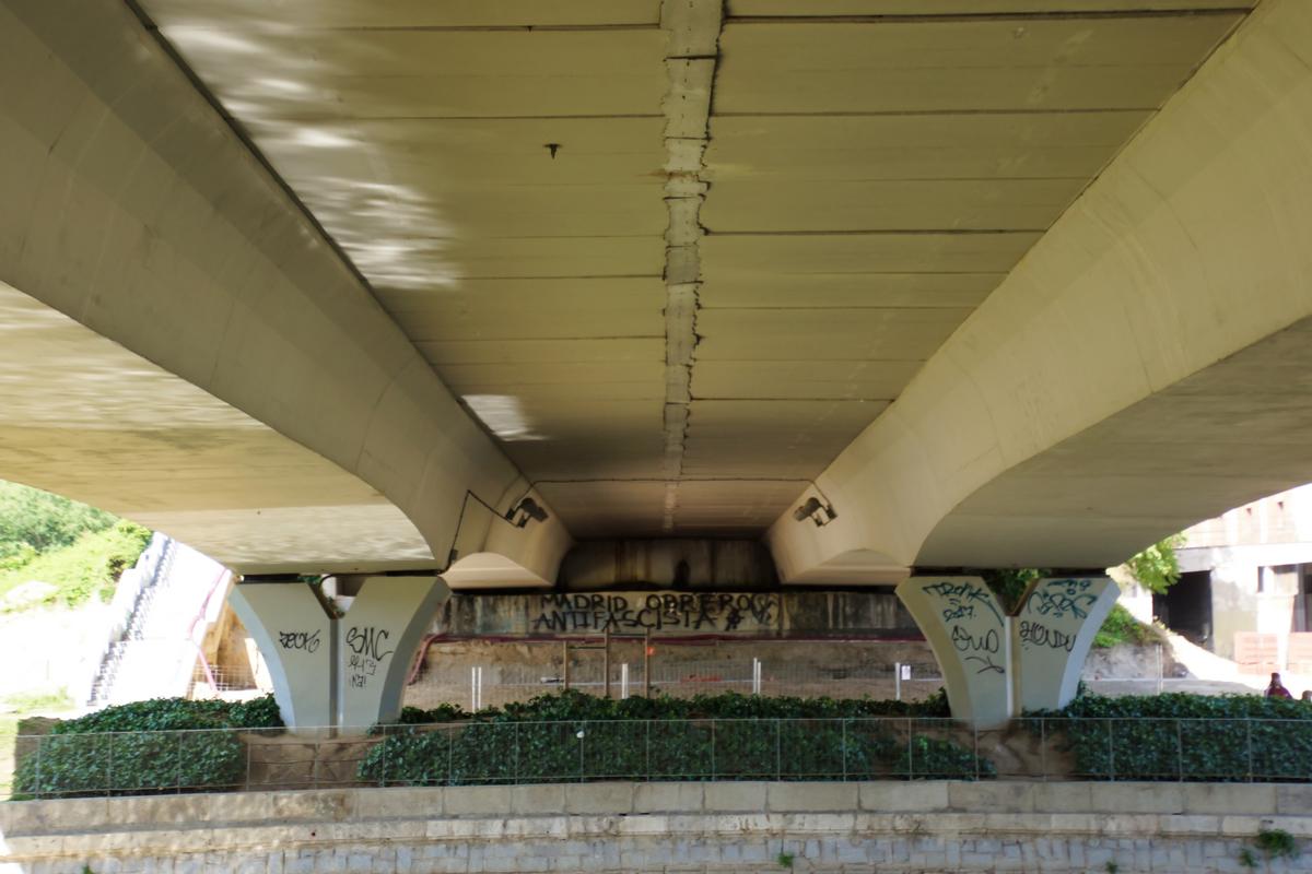 puente アルパカ Se inaugura un nuevo puente más accesible en la calle 43rd