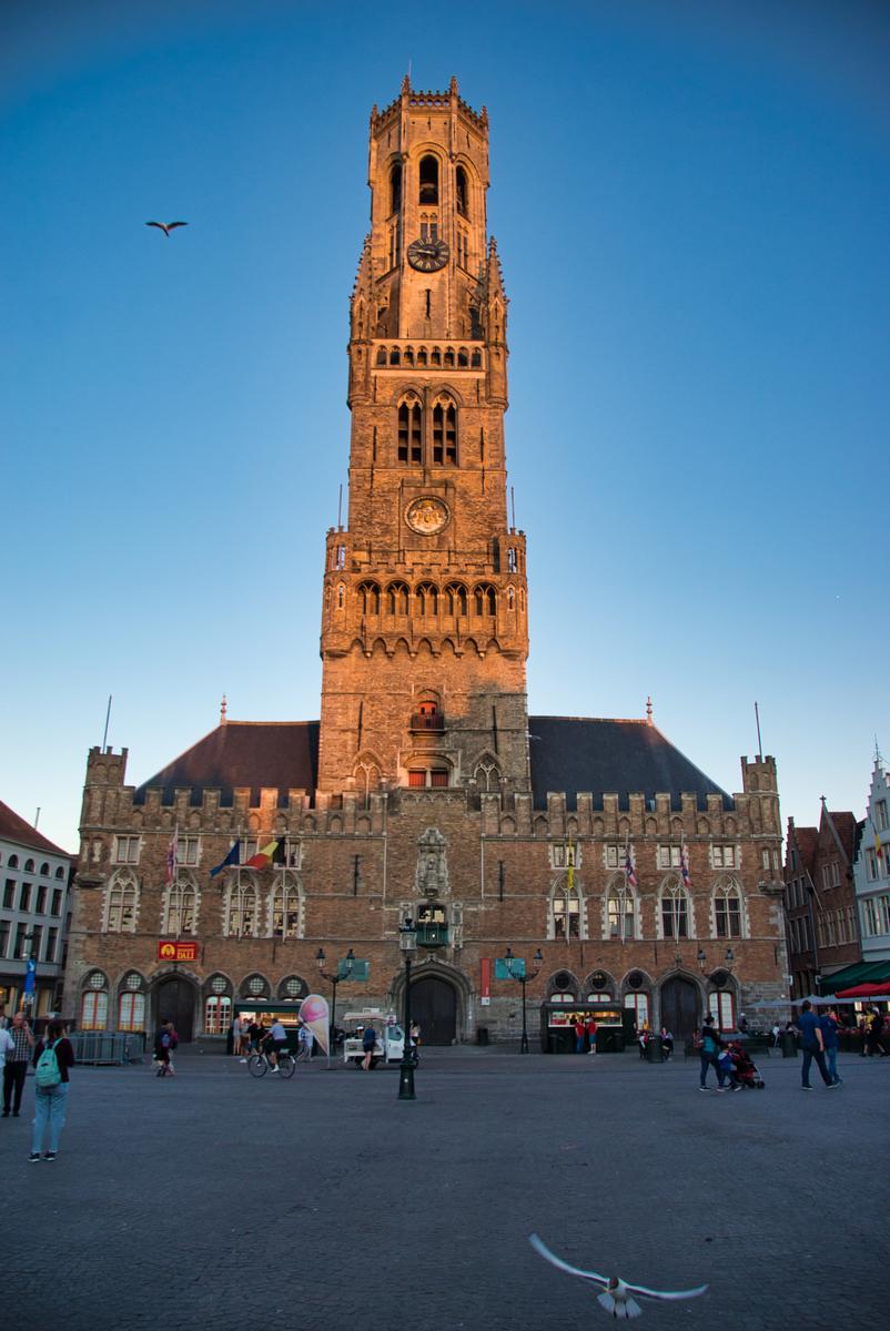 Beffroi et Halles de Bruges (Bruges, 1300) | Structurae