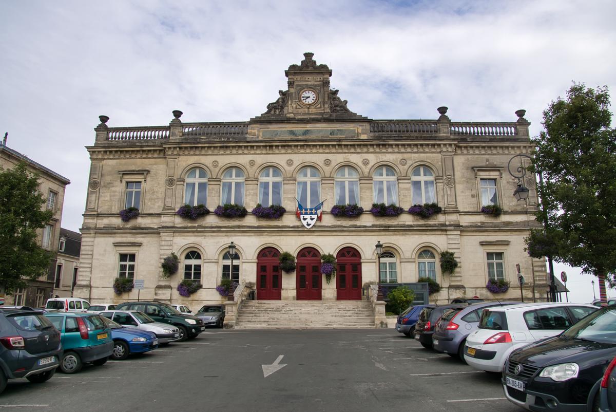 Laon Town Hall 