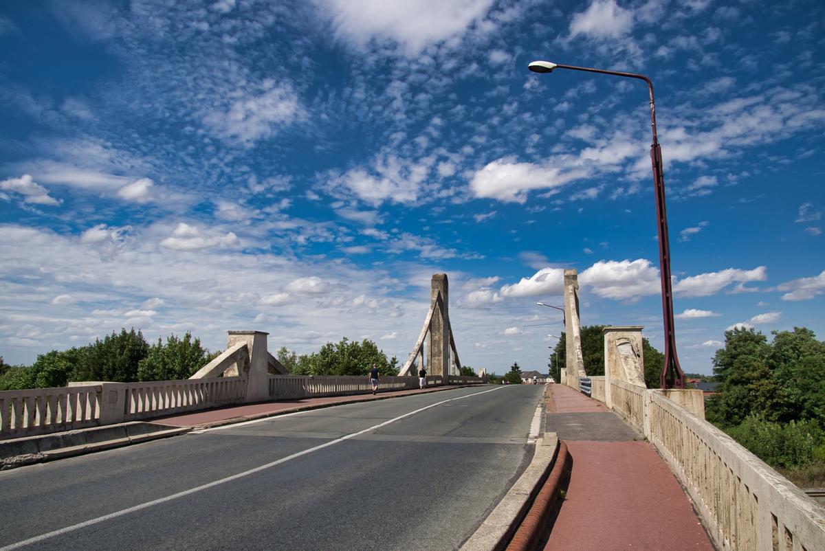 Pont suspendu de Laon 
