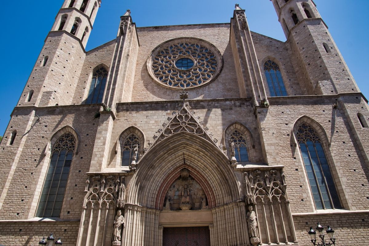 Basílica de Santa Maria del Mar (Barcelona, 1383) | Structurae