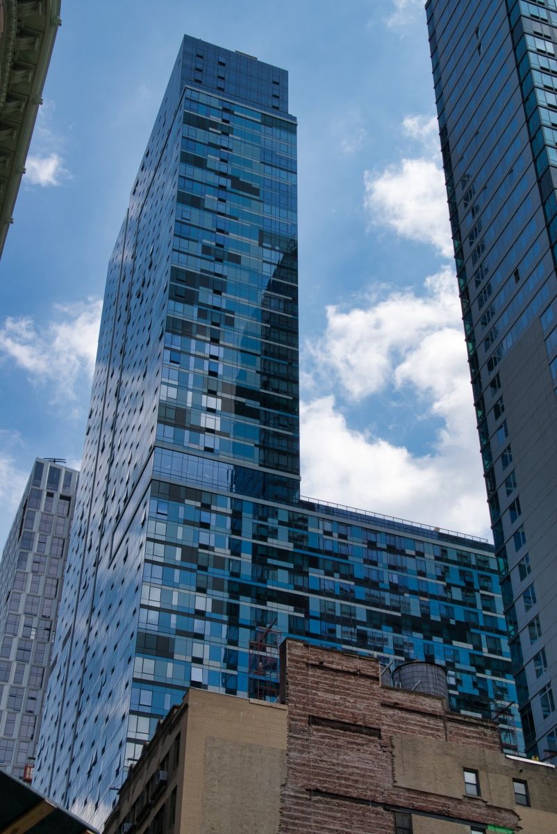 AVA DoBro (Brooklyn, 2015) Structurae