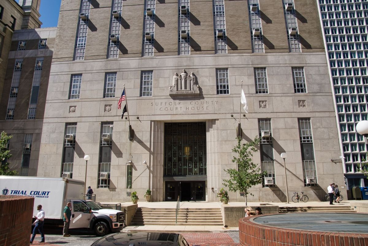 Structurae en : Suffolk County Courthouse