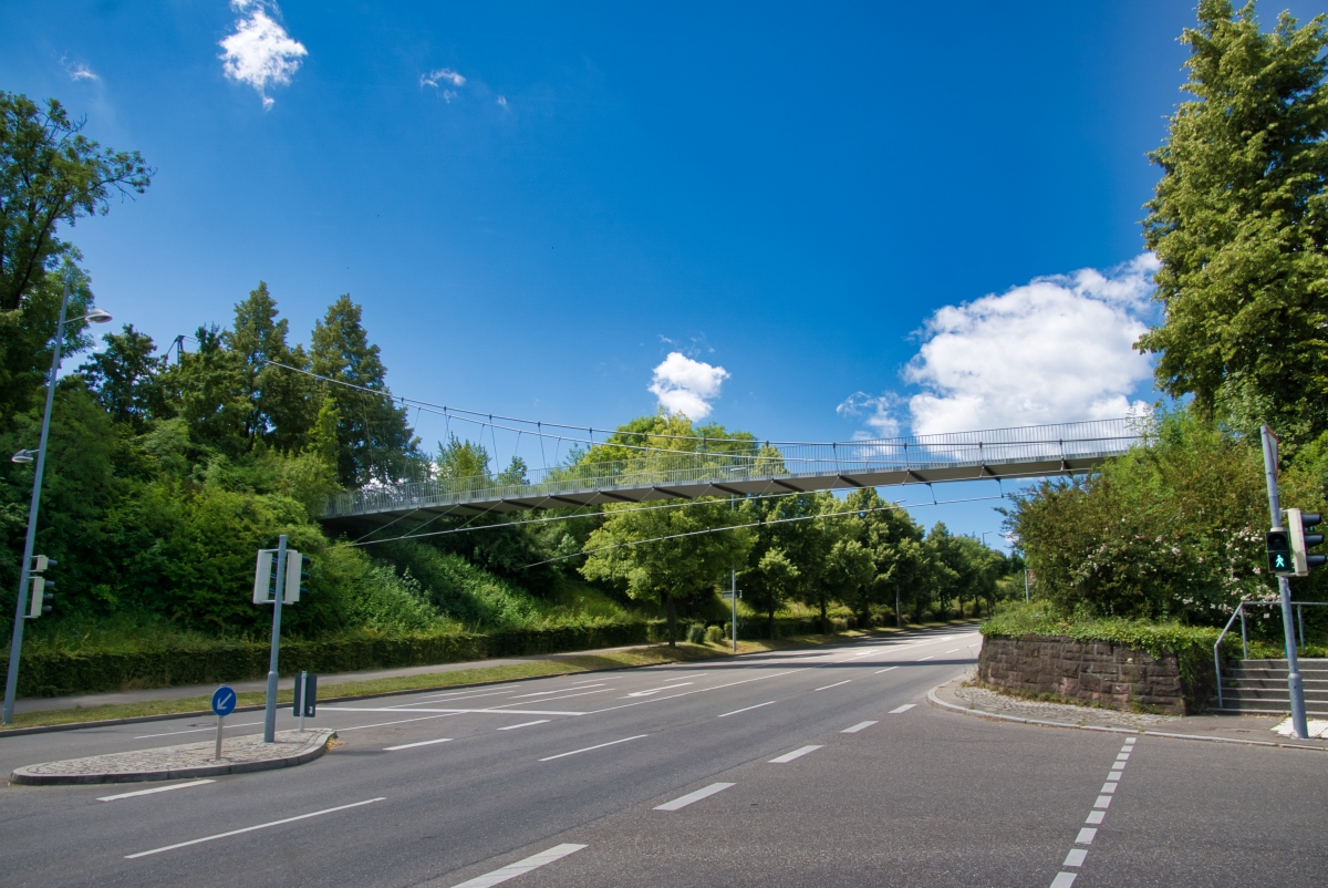 Geh- und Radwegbrücke am Kochenhof 