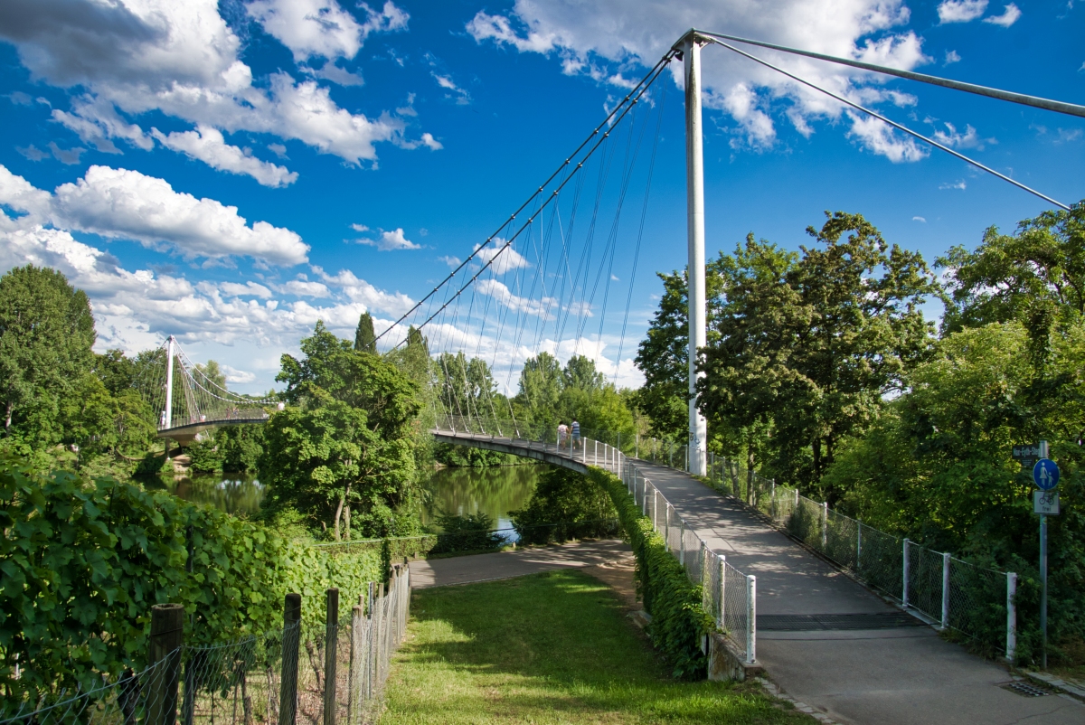 Max Eyth Footbridge 