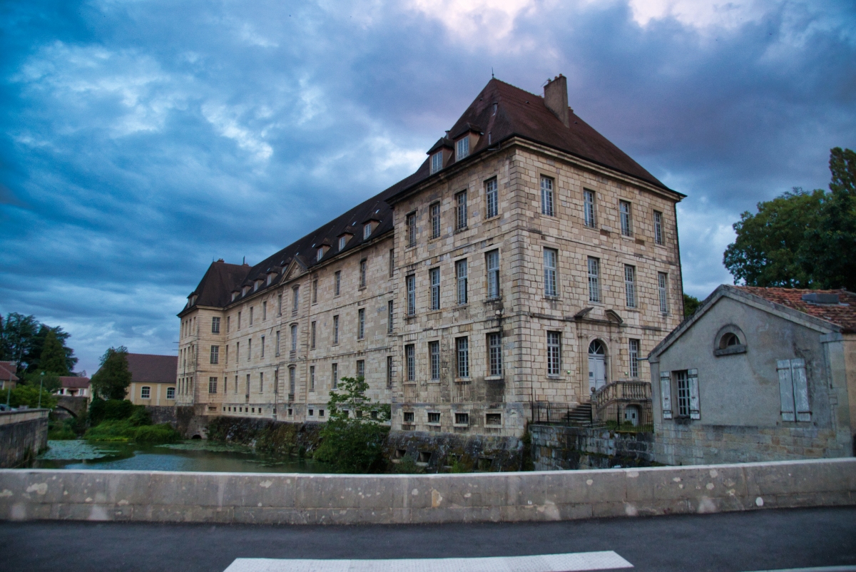 Lycée Charles-Nodier - Bâtiment Charité 
