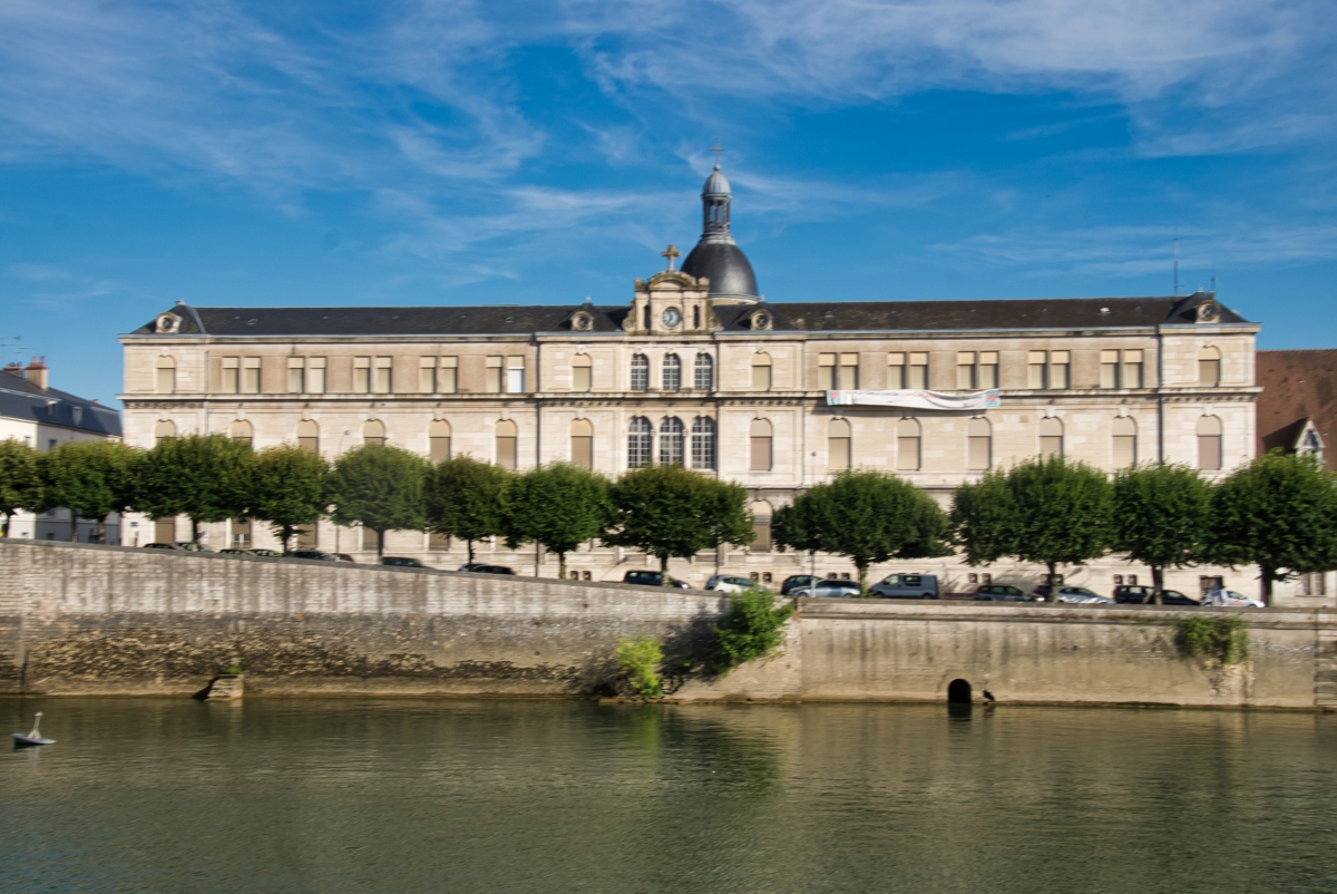 Hôpital Saint-Laurent (Chalon-sur-Saône, 1873) | Structurae