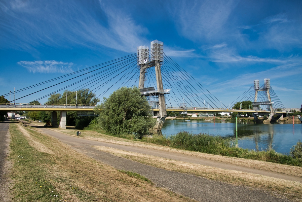 Bourgogne-Brücke 