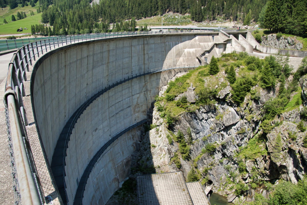 Sufers Dam 