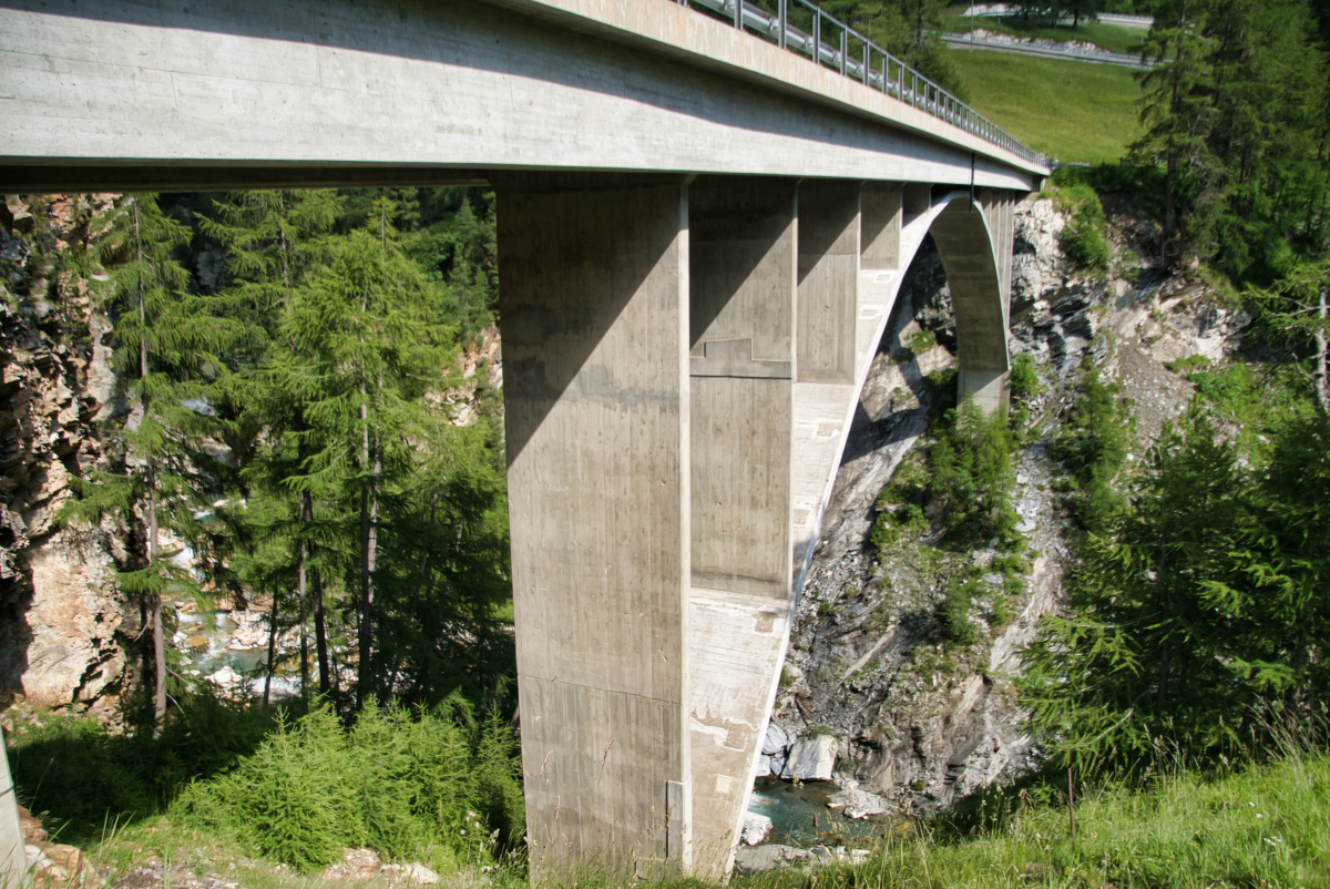 Averserrhein Bridge at Cröt 