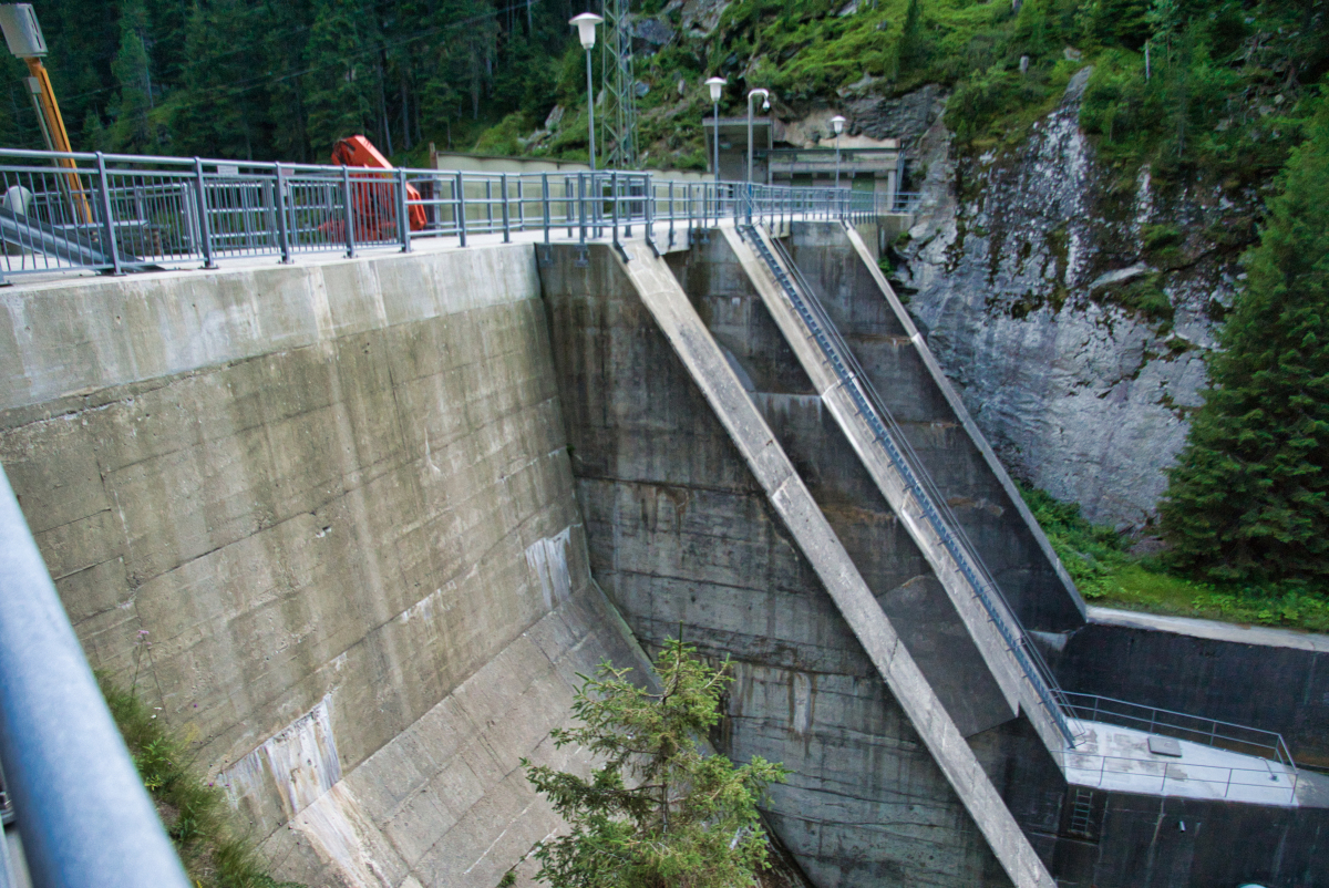 Innerferrera Dam 