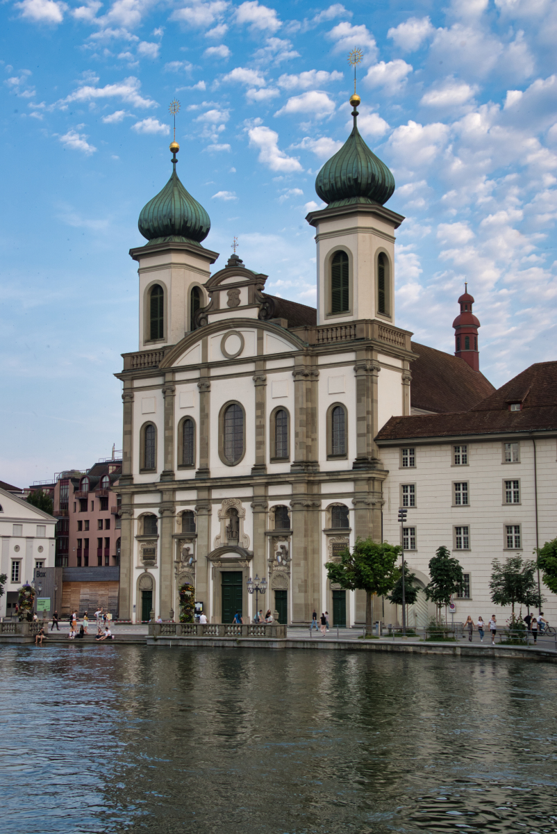 Jesuit Church of Saint Francis Xavier (Lucerne, 1677) Structurae