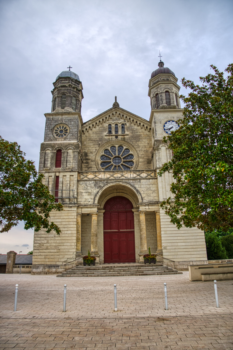 Église Saint-Clément de Saint-Clément-des-Levées 