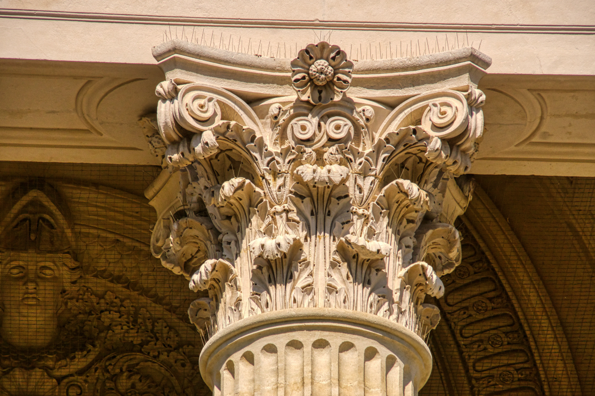 Nîmes Palace of Justice (Nîmes, 1846) | Structurae