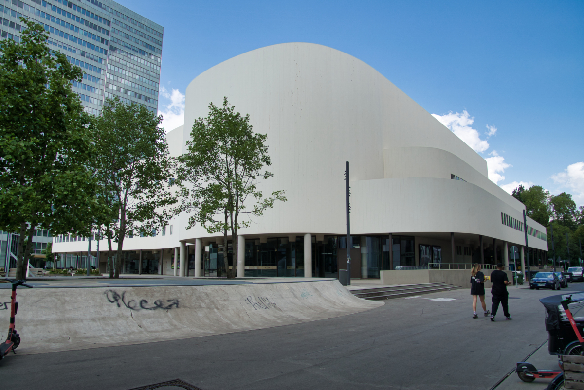 Schauspielhaus (Düsseldorf-Stadtmitte, 1970) | Structurae