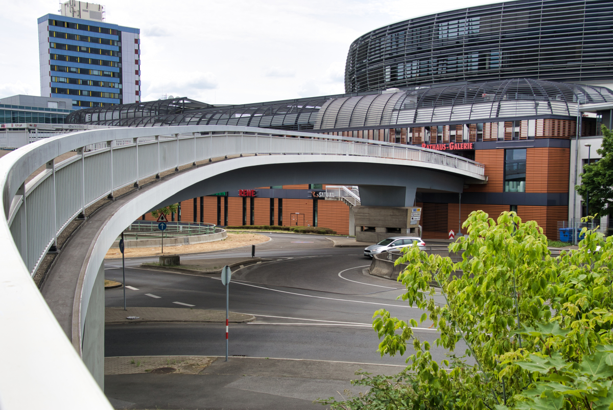 Passerelle sur l'Europaring 