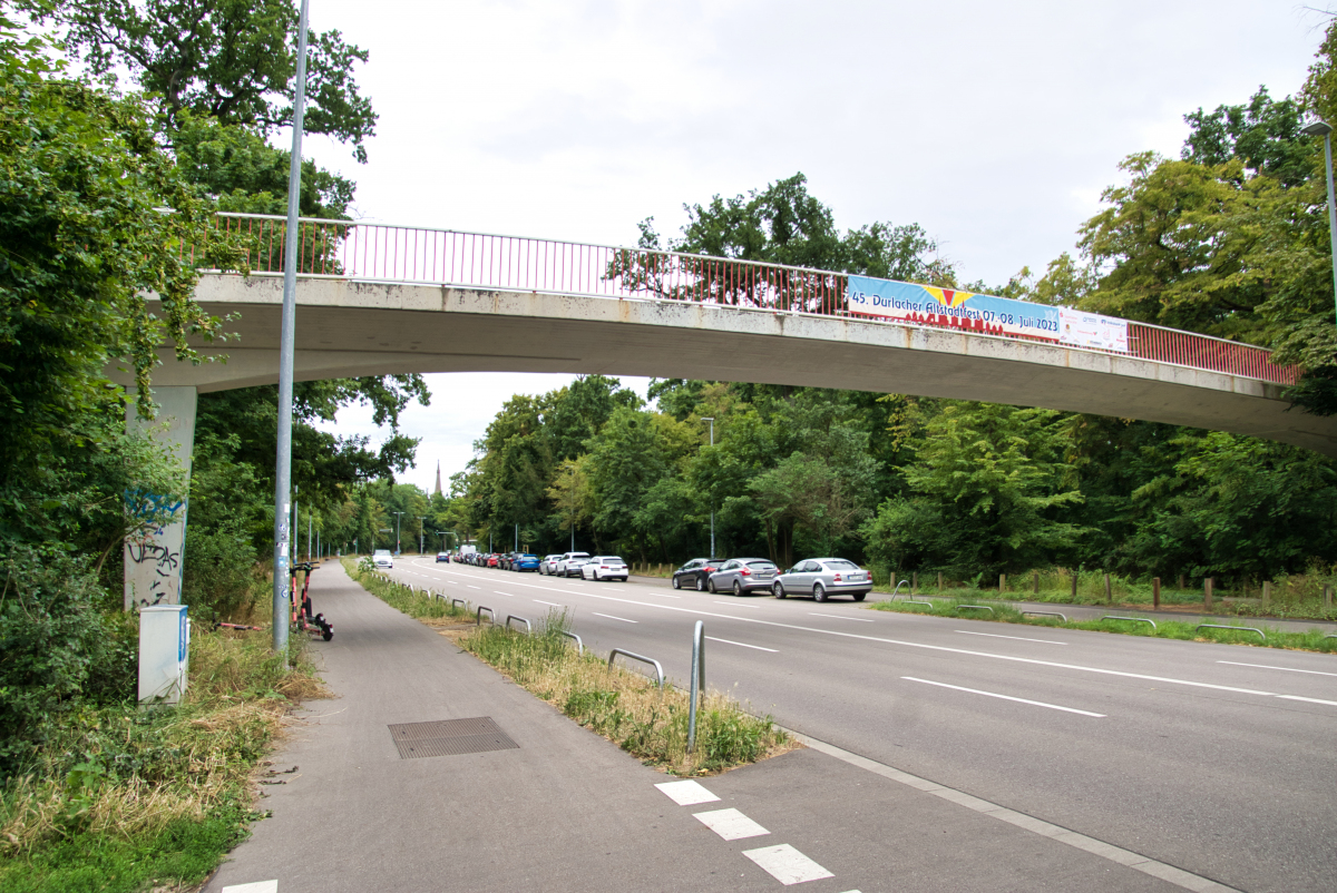 Pedestrian Bridge over the Adenauerring 