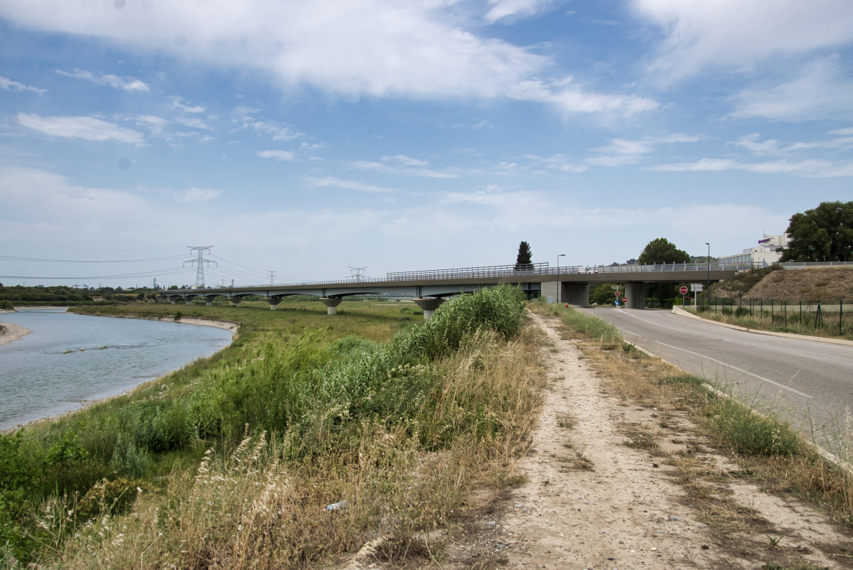 Cavaillon Durance River Bridge 