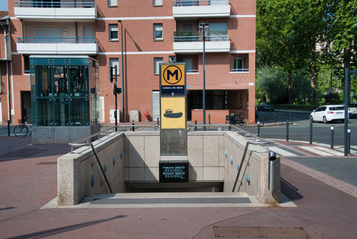 Metrobahnhof Canal-du-Midi 