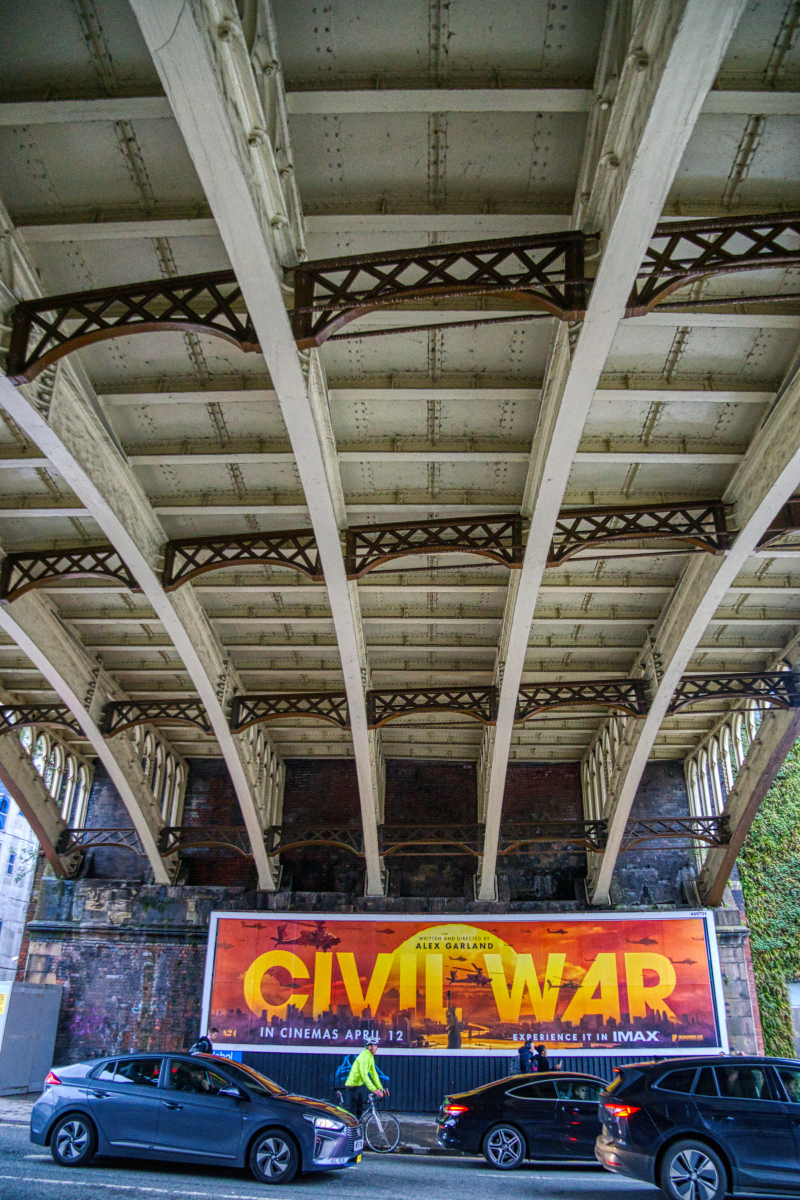 Deansgate Metrolink Bridge (Manchester) | Structurae