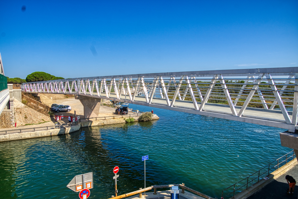 Geh- und Radwegbrücke Carnon 