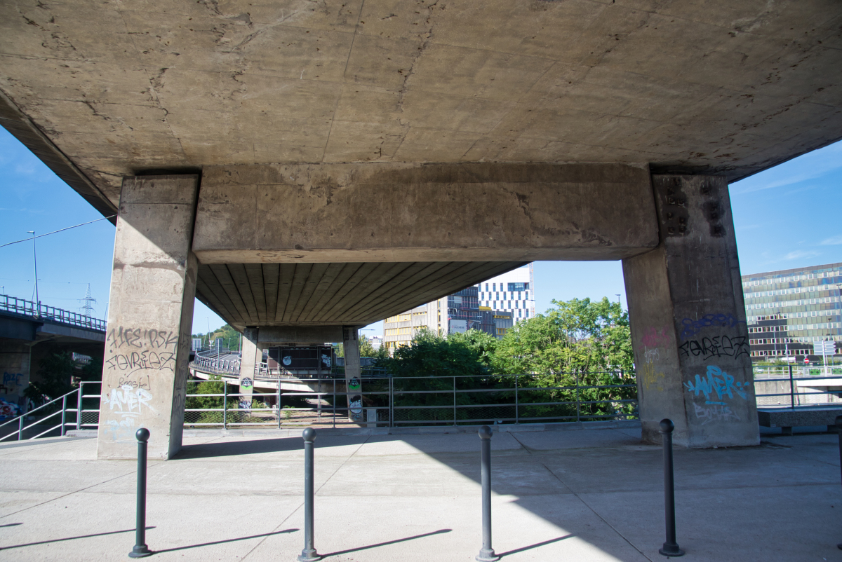 Station La Villette & franchissement de la Sambre 