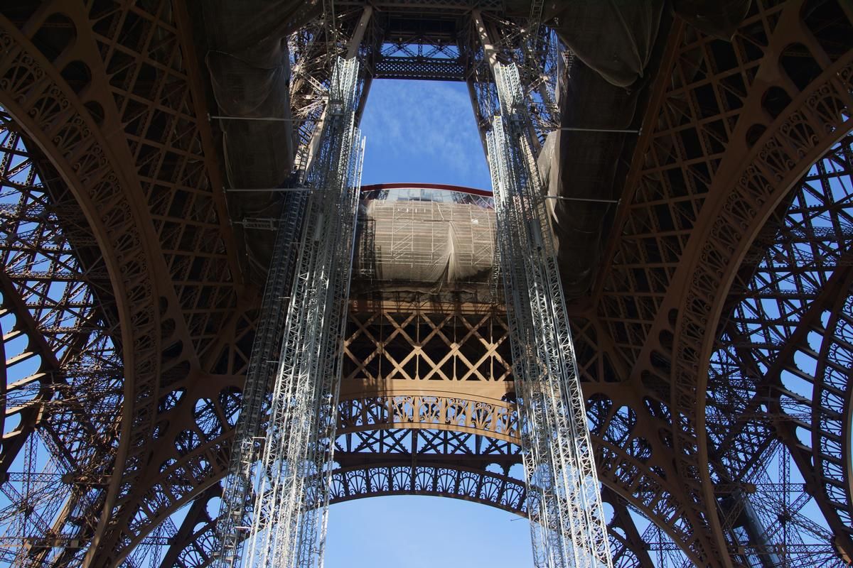 BUILDING BIG: Databank: Eiffel Tower