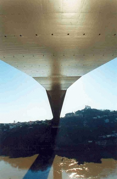 Infante D. Henrique Bridge, Oporto 