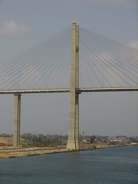 Brücke über den Suezkanal 