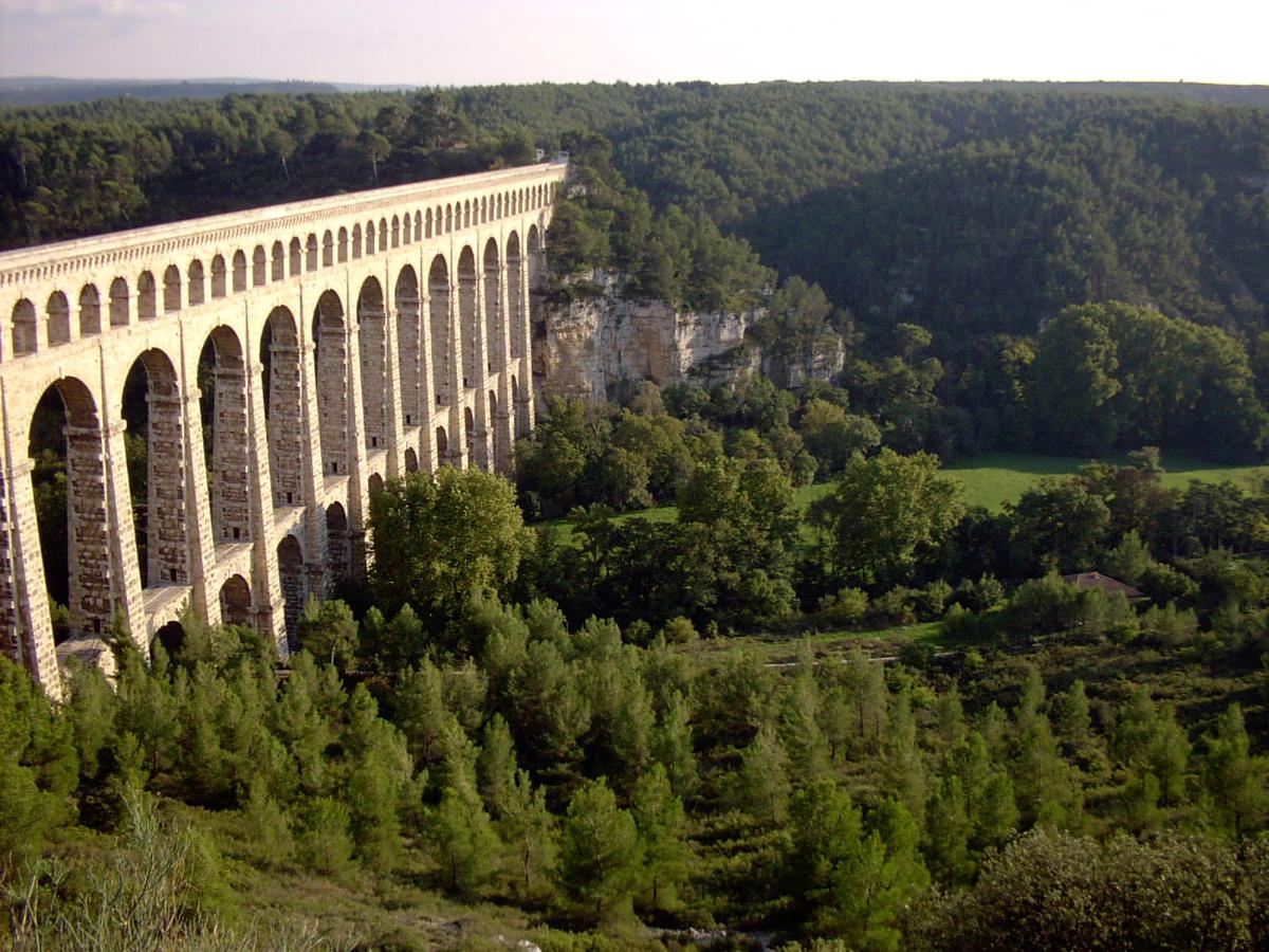 Acqueduct at Roquefavour, near Aix-en-Provence 