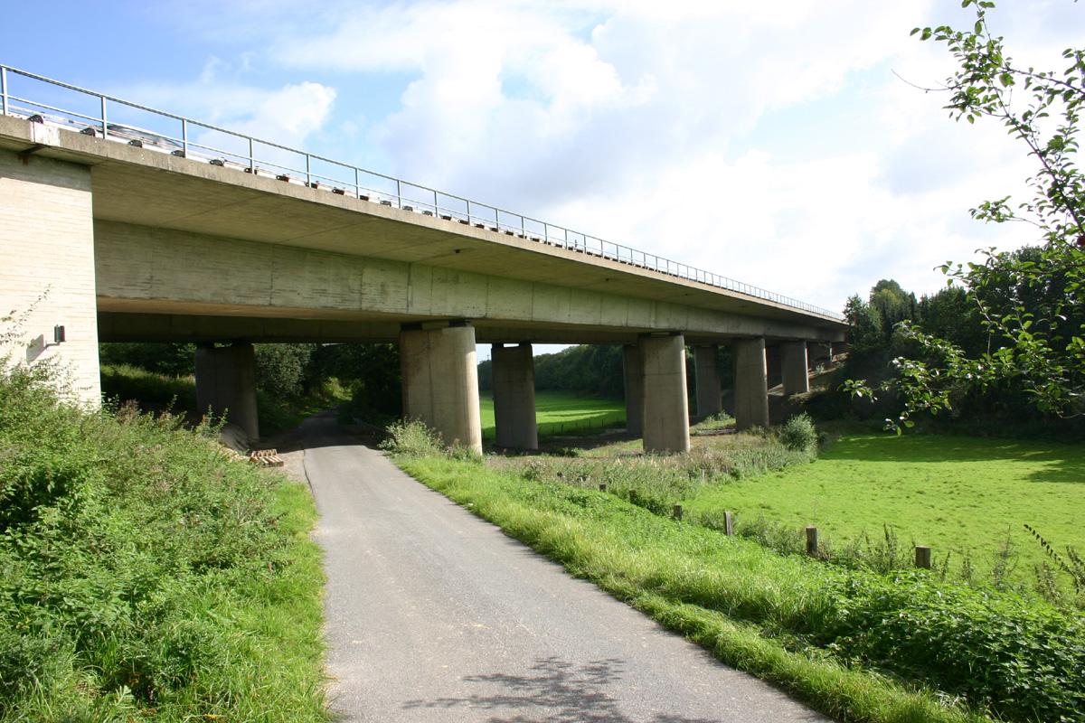 A44 - Talbrücke Ostönner Bach 