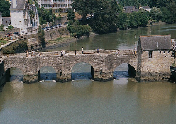 Pont Saint Goustan (pont-route), Auray, Morbihan 