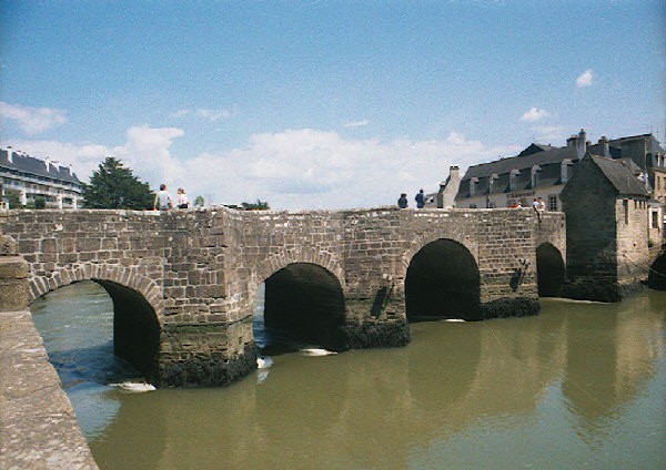 Pont Saint Goustan (pont-route), Auray, Morbihan 
