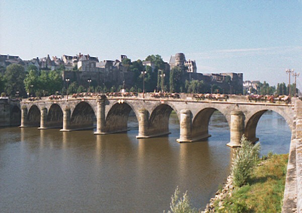 Pont de Beaurepaire (pont-route), Angers 