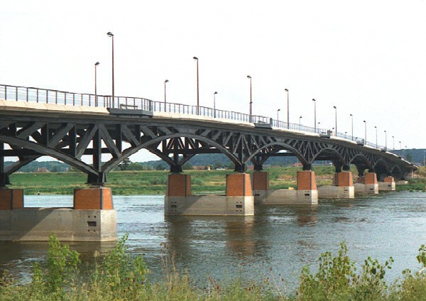 François-Mitterrand-Brücke, Blois 