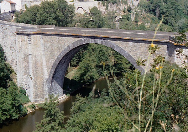 Vieille Brioude (pont-route), Haute Loire 