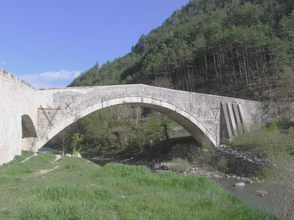 Pont du Roc (pont-route), Castellane, Alpes de Haute Provence 