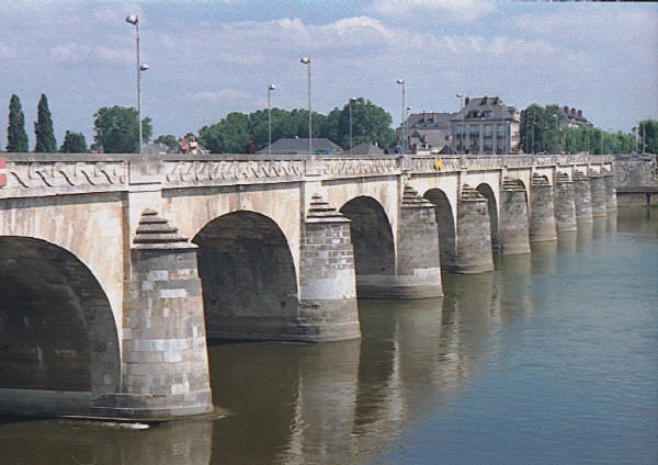 Cessart-Brücke, Saumur 