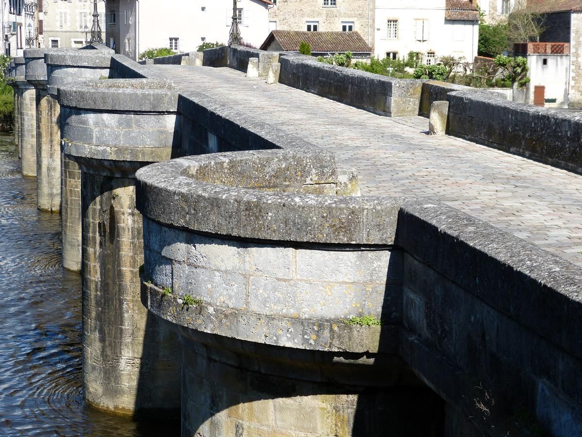 Pont Vieux, Confolens, Charente 
