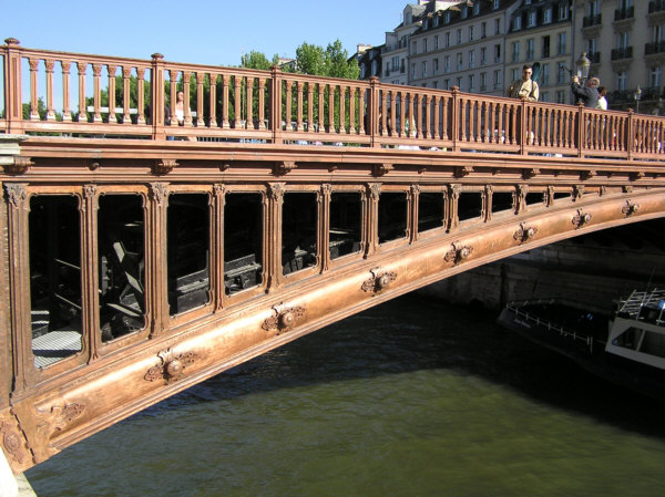Pont au DoublePont piétonnierParisSeine 