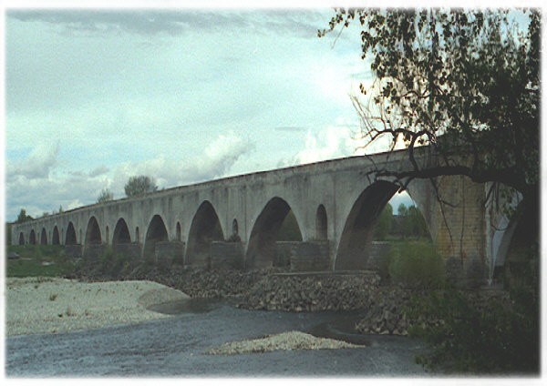 Rhônebrücke Pont-Saint-Esprit 