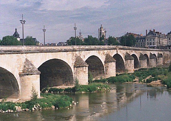 Pont George V (pont-route), Orlèans, Loiret 