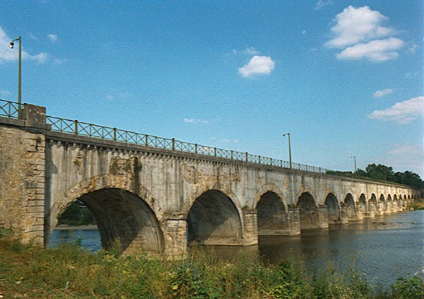 Kanalbrücke Le Guétin 