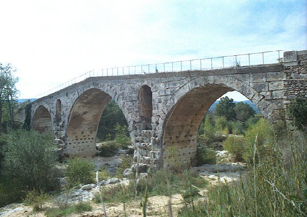 Pont Julien (pont-route), Bonnieux, Vaucluse 