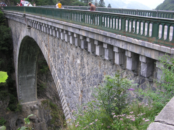 Pont NapoléonLuz Saint SauveurHautes-PyrénéesPont route (vue amont) Pont Napoléon Luz Saint Sauveur Hautes-Pyrénées Pont route (vue amont)