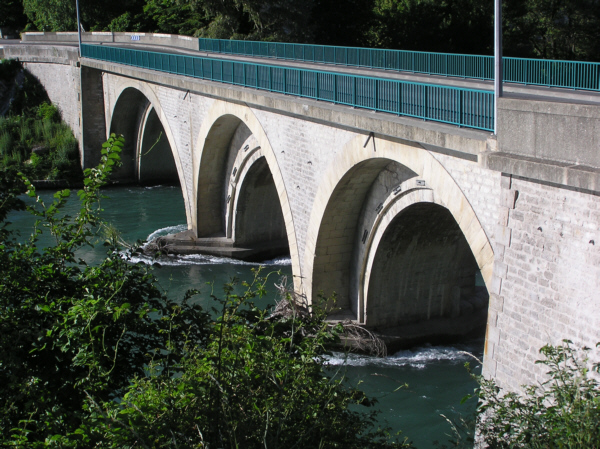 Pont routier du BuechSisteronAlpes de Haute Provence 