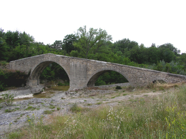 Pont romanManeAlpes de Haute Provence 