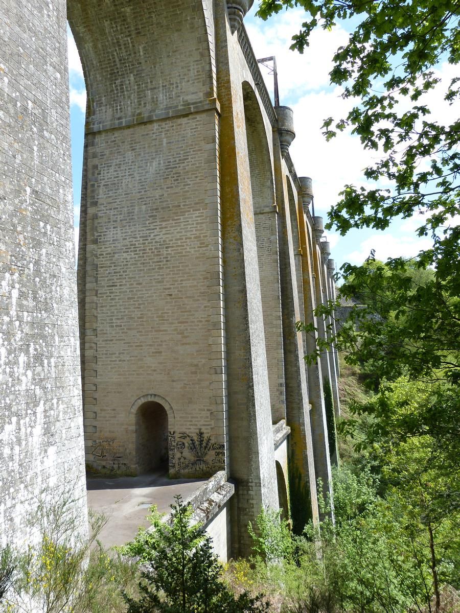 Viaduc ferrovière de Rocherolles, Bersac sur Rivalier, Haute-Vienne 
